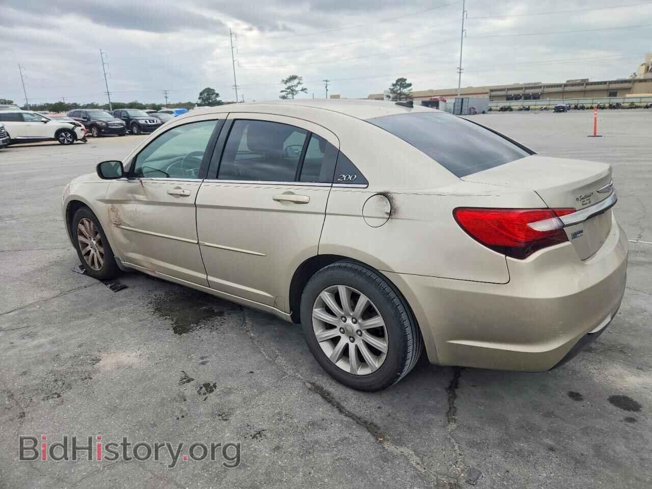 2013 CHRYSLER 200 - VIN: 1C3CCBBG6DN659983 - Фото 2