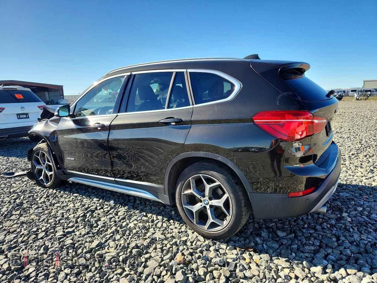 2017 BMW X1 - VIN: WBXHT3C32H5F83578 - Фото 2