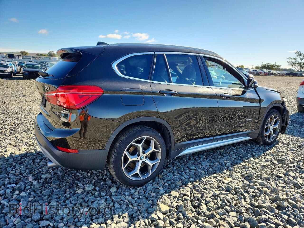 2017 BMW X1 - VIN: WBXHT3C32H5F83578 - Фото 3
