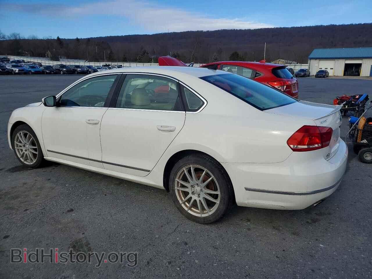 2013 VOLKSWAGEN PASSAT - VIN: 1VWCN7A31DC131231 - Photo 2
