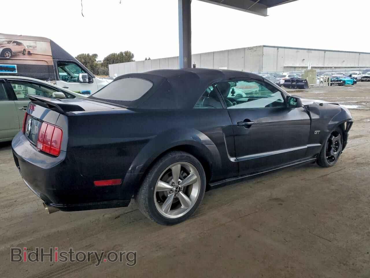 2008 FORD MUSTANG - VIN: 1ZVHT85H985203584 - Фото 3