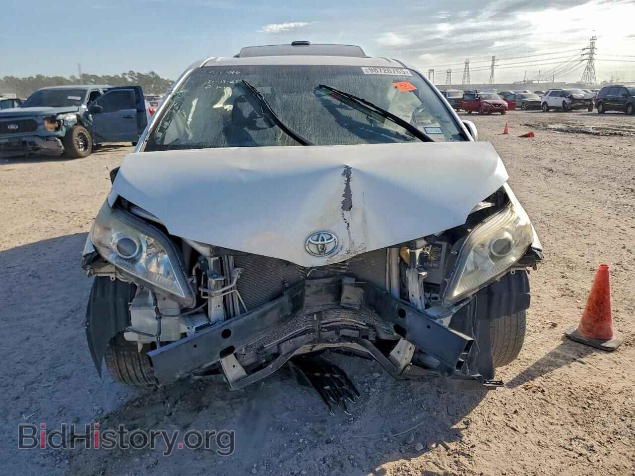 2014 TOYOTA All Models - VIN: 5TDYK3DC0ES433048 - Фото 5
