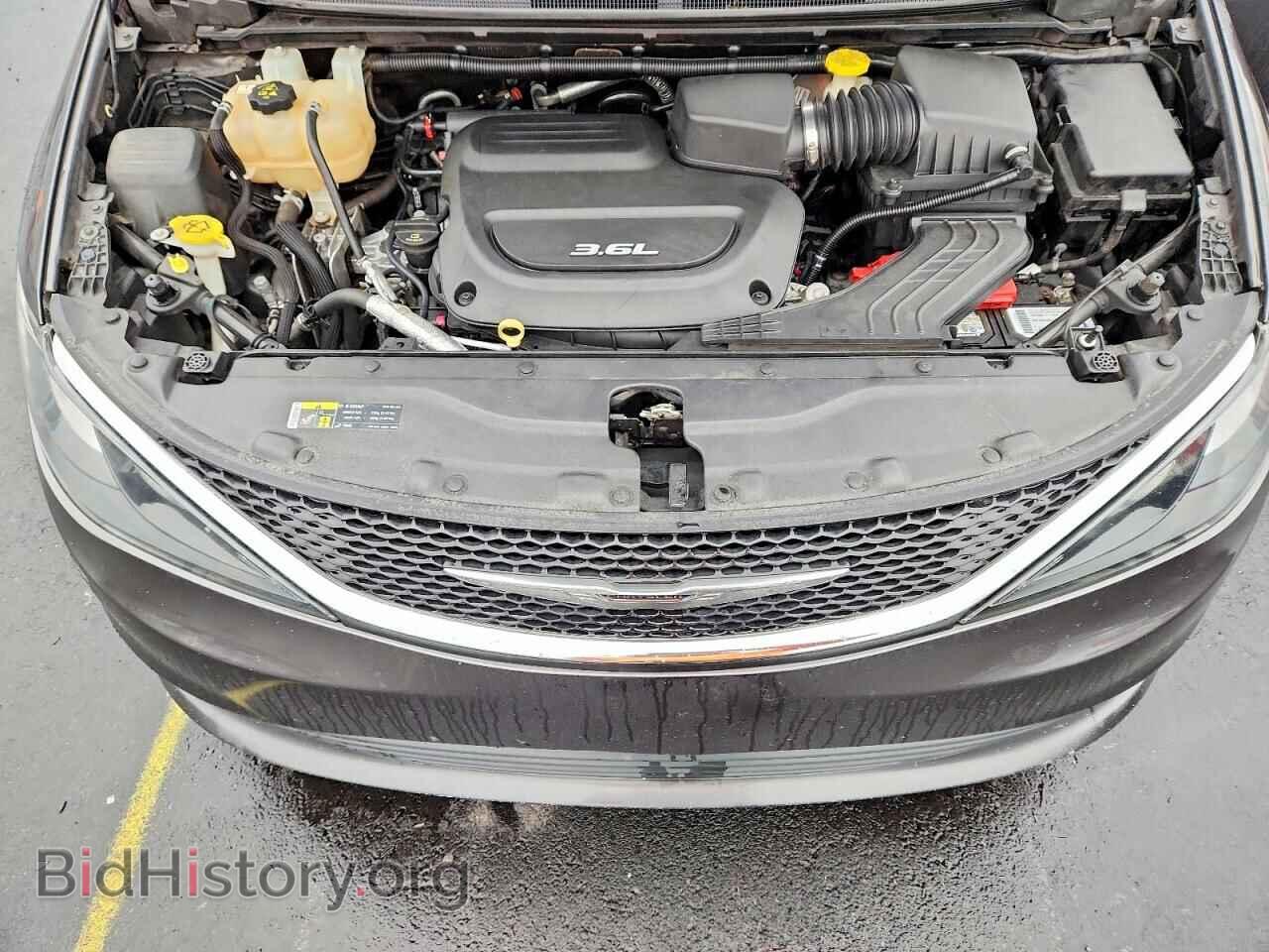 2017 CHRYSLER All Models - VIN: 2C4RC1CG4HR683089 - Photo 12