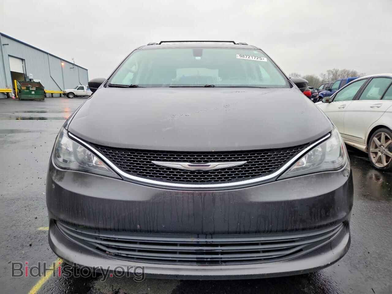 2017 CHRYSLER All Models - VIN: 2C4RC1CG4HR683089 - Photo 5