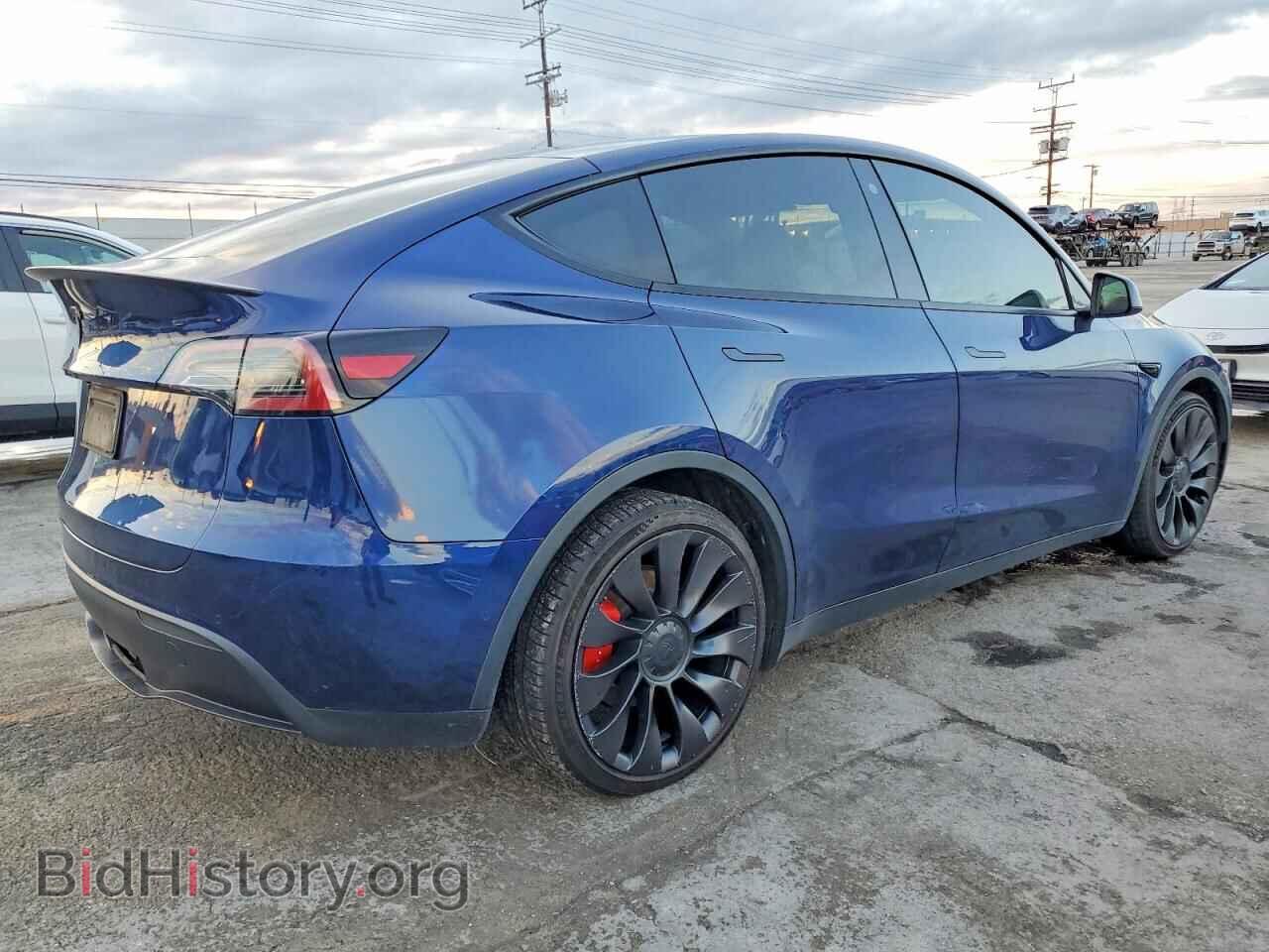2022 TESLA MODEL Y - VIN: 7SAYGDEF1NF558549 - Фото 3