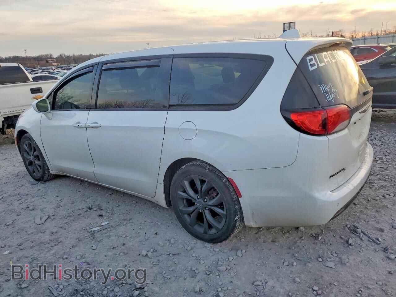 2019 CHRYSLER PACIFICA - VIN: 2C4RC1FG7KR720915 - Фото 2
