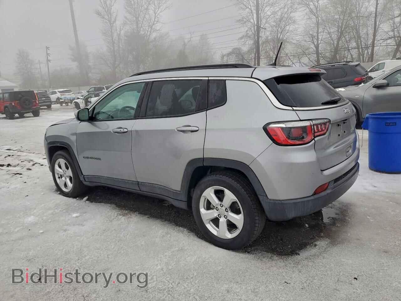 2019 JEEP COMPASS - VIN: 3C4NJCBB7KT749323 - Фото 2