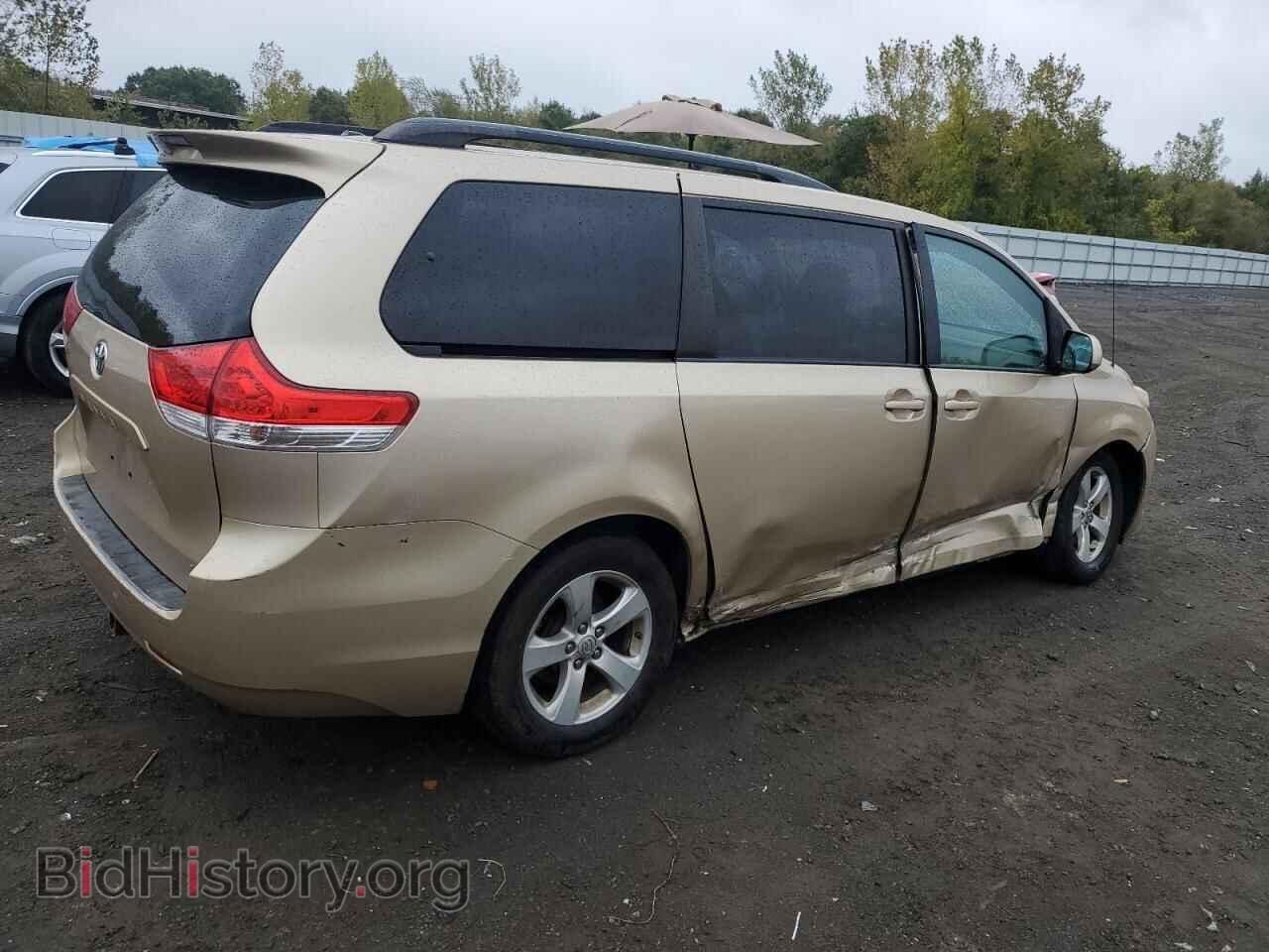 2011 TOYOTA All Models - VIN: 5TDKK3DC8BS083282 - Фото 3