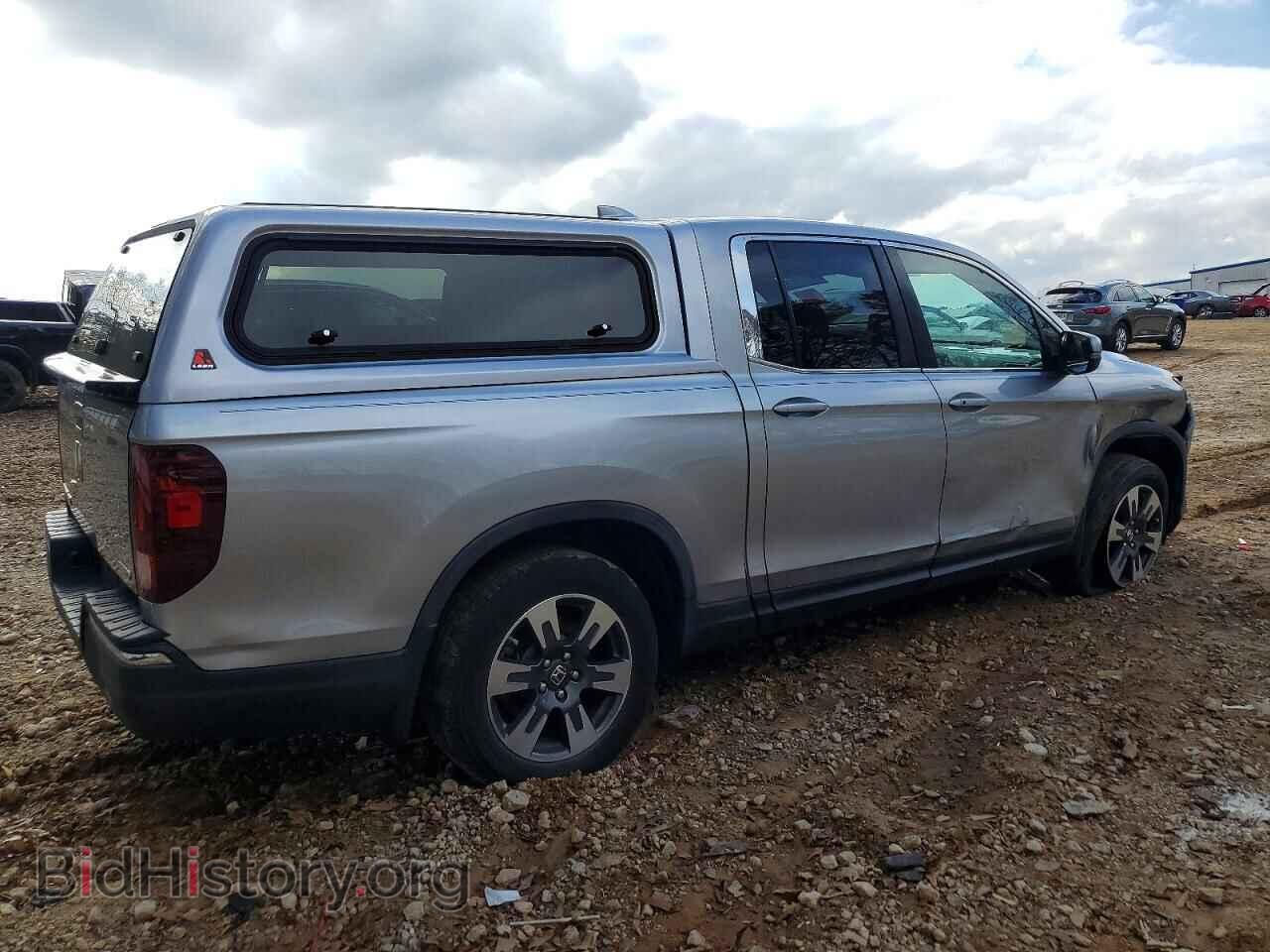 2018 HONDA RIDGELINE - VIN: 5FPYK3F52JB008709 - Фото 3