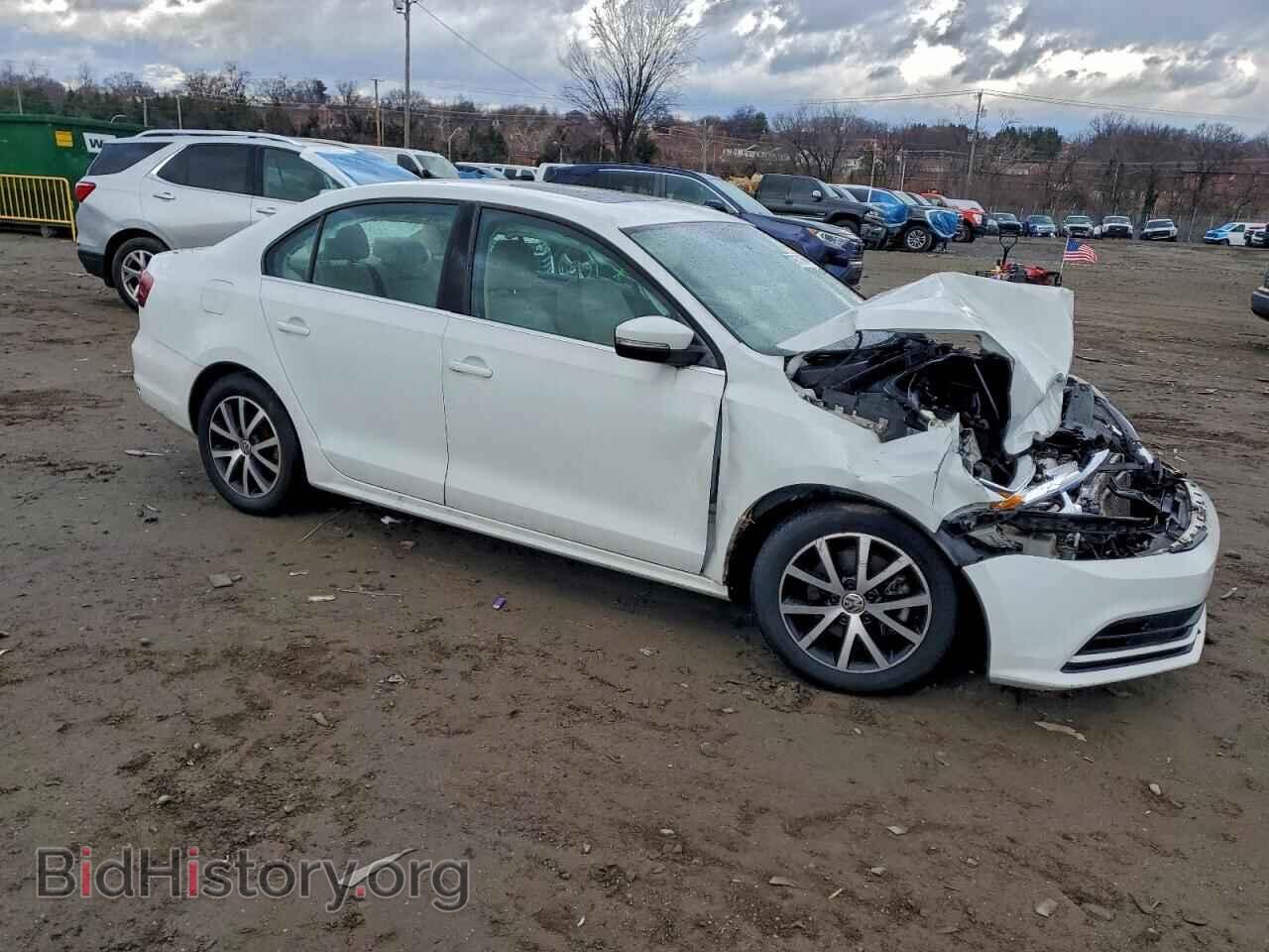 2017 VOLKSWAGEN JETTA - VIN: 3VWDB7AJ2HM373901 - Фото 4