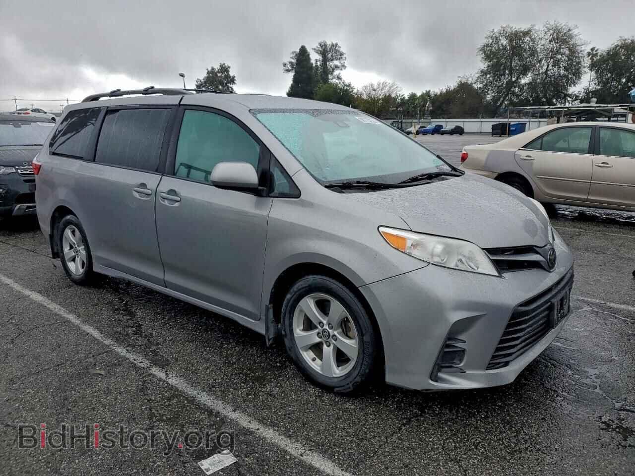 2018 TOYOTA All Models - VIN: 5TDKZ3DC2JS930906 - Фото 4