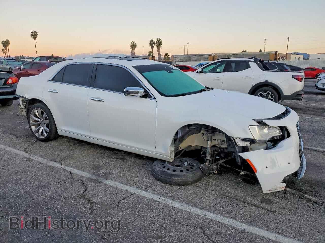 2019 CHRYSLER 300 - VIN: 2C3CCAEG8KH705826 - Фото 4