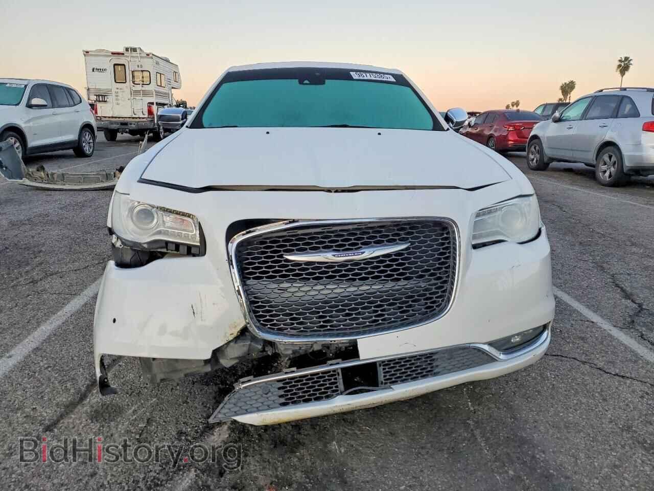 2019 CHRYSLER 300 - VIN: 2C3CCAEG8KH705826 - Фото 5