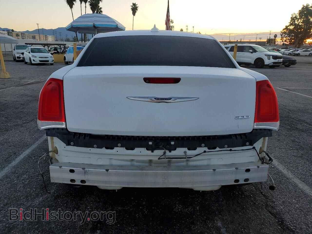2019 CHRYSLER 300 - VIN: 2C3CCAEG8KH705826 - Фото 6