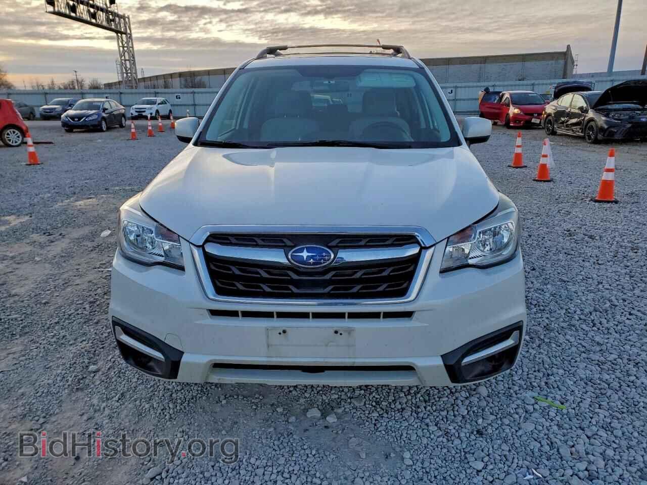 2017 SUBARU FORESTER - VIN: JF2SJAEC0HH530983 - Фото 5