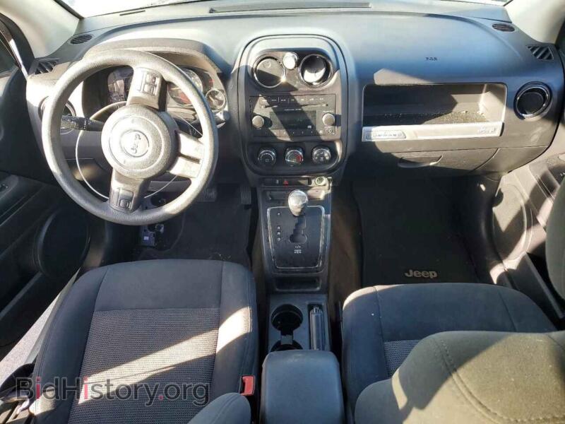 2015 Jeep COMPASS (VIN 1C4NJCBA7FD143877) — фото 8 из 13