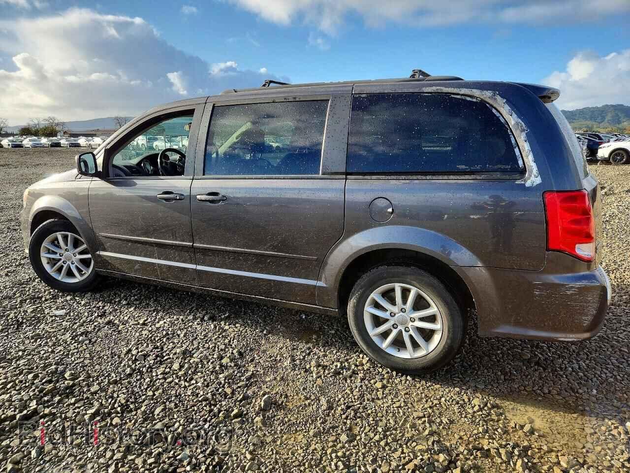 2016 DODGE CARAVAN - VIN: 2C4RDGCG1GR348001 - Photo 2
