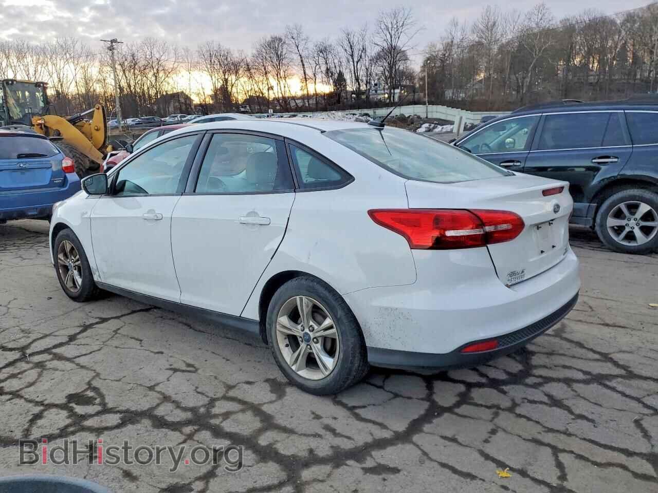 2016 FORD FOCUS - VIN: 1FADP3F26GL277726 - Фото 2