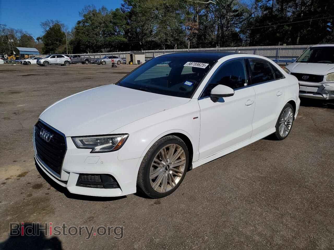 Фотография WAUGUGFFXH1040757 - AUDI A3 2017