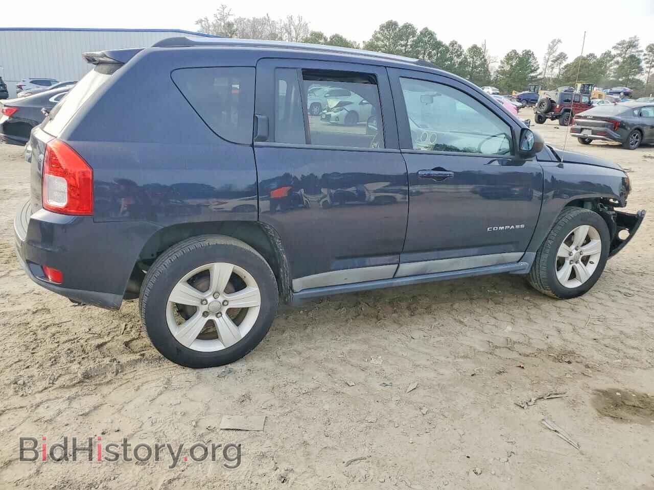 2011 JEEP COMPASS - VIN: 1J4NT1FA8BD139074 - Фото 3