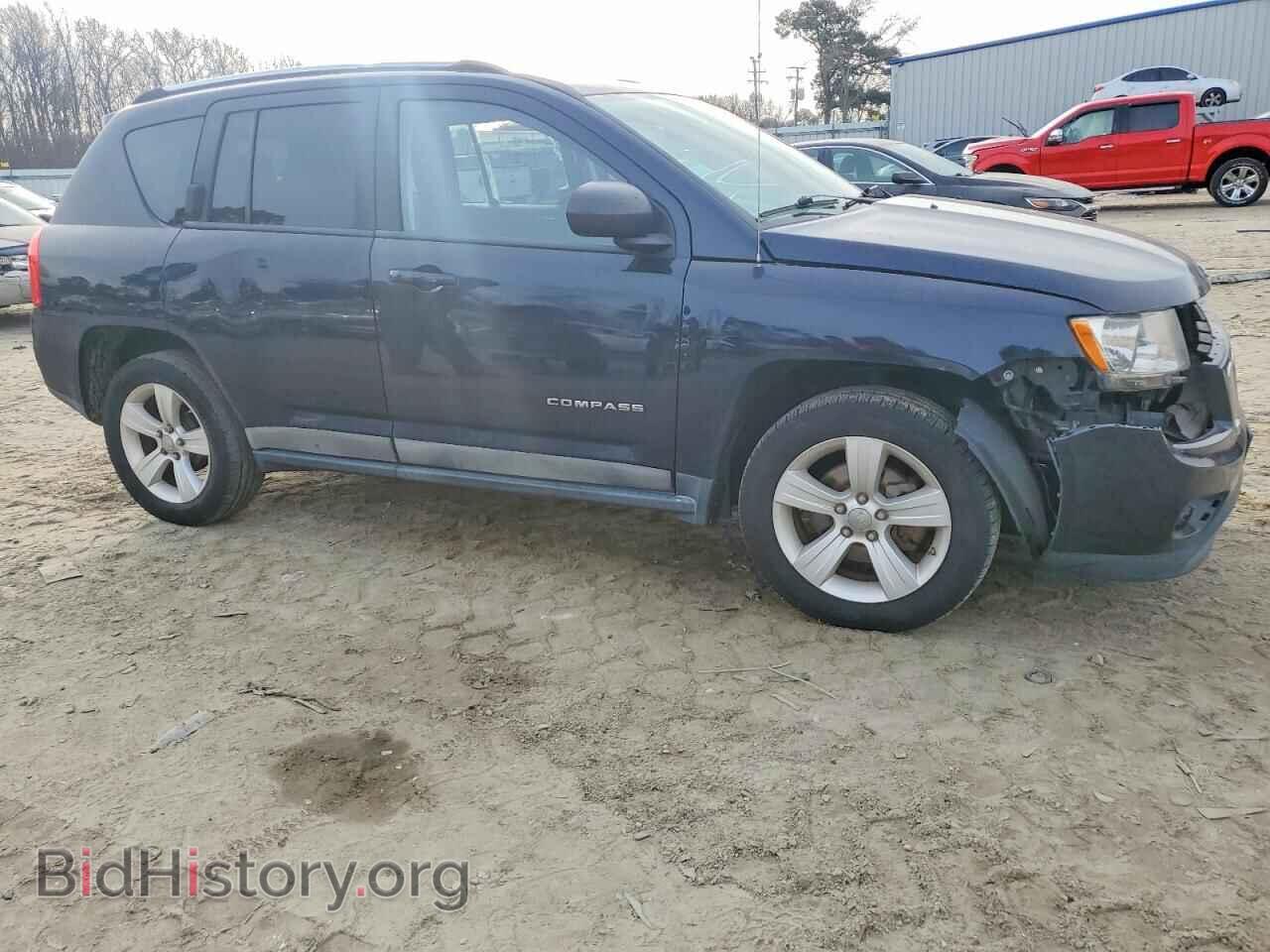 2011 JEEP COMPASS - VIN: 1J4NT1FA8BD139074 - Фото 4