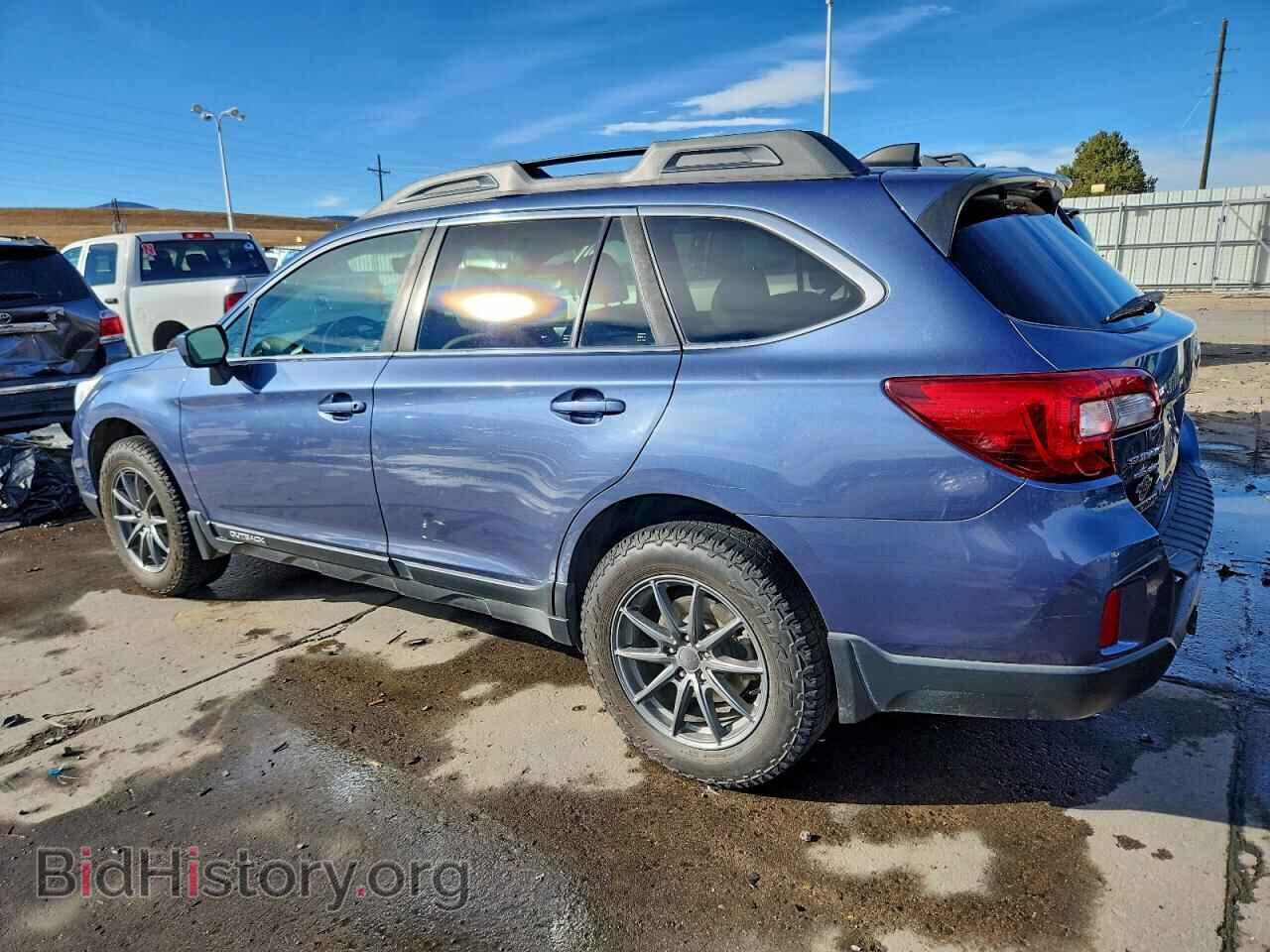 2017 SUBARU OUTBACK - VIN: 4S4BSACC1H3321159 - Фото 2