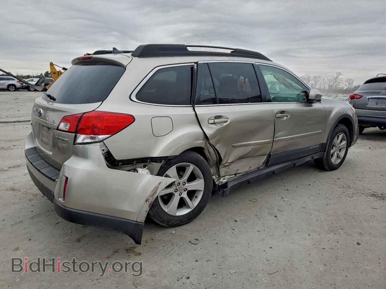 2014 SUBARU OUTBACK - VIN: 4S4BRBDC0E3276324 - Фото 3