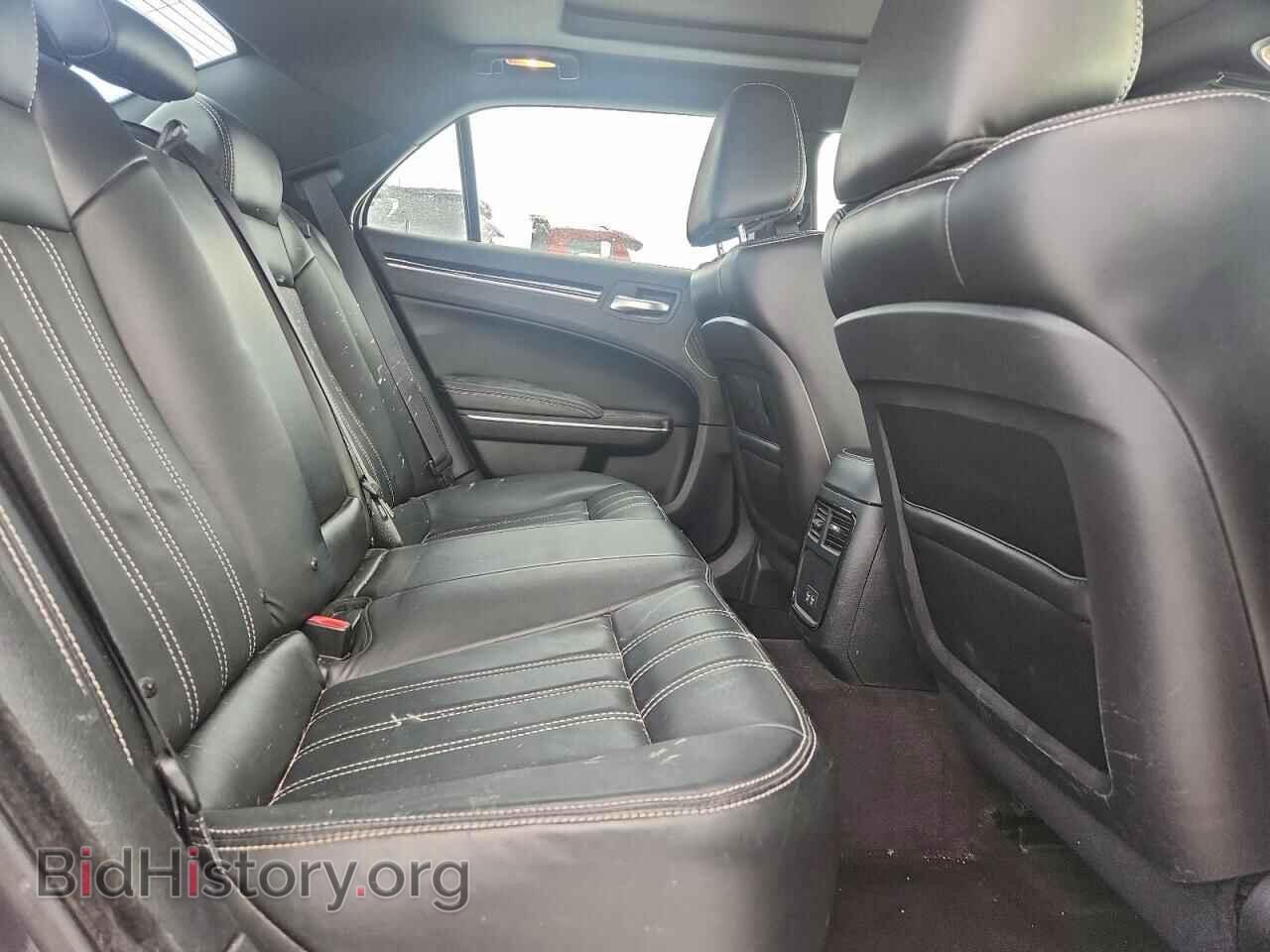 2017 CHRYSLER 300 - VIN: 2C3CCAGG6HH512953 - Photo 10