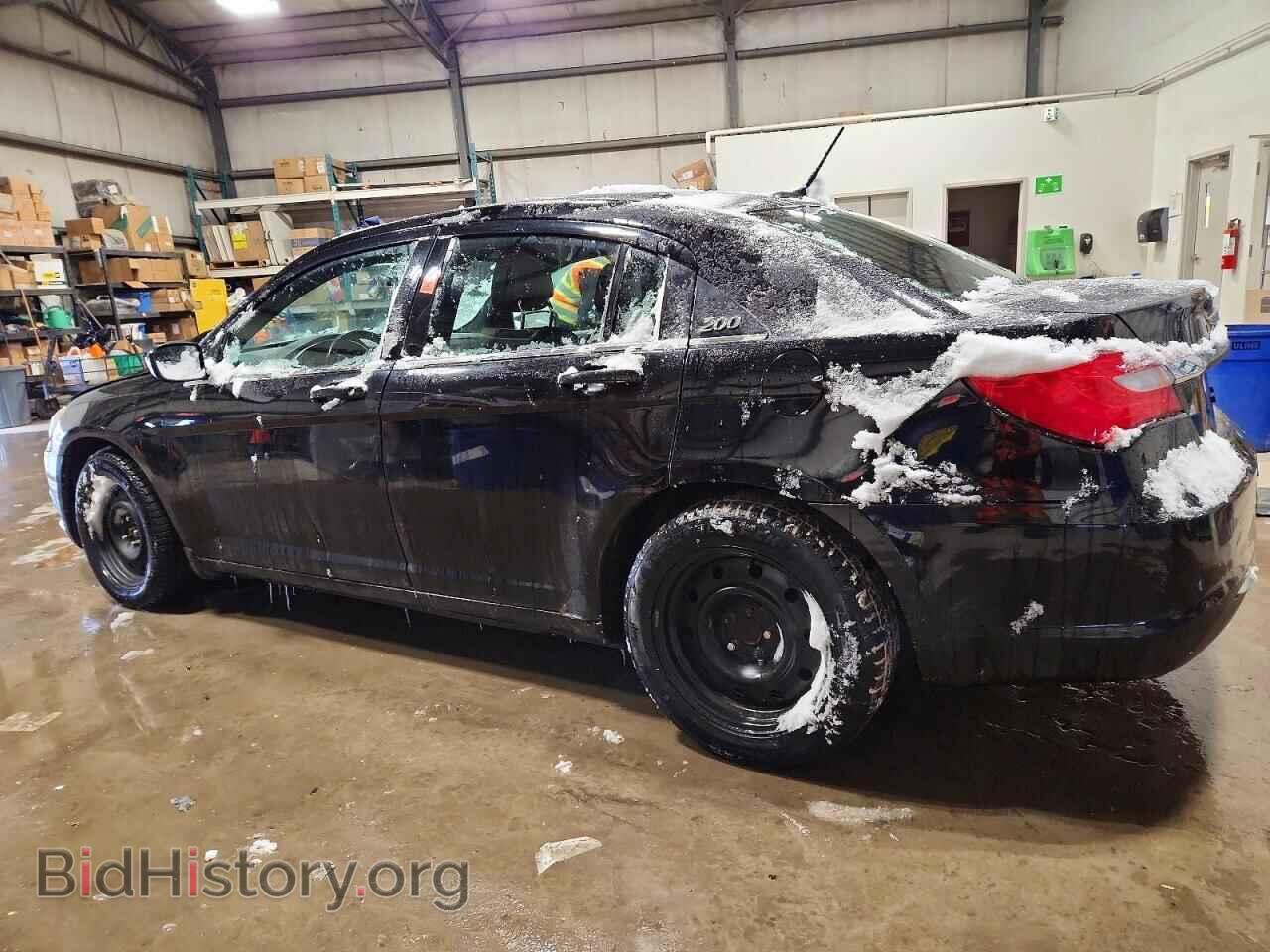 2014 CHRYSLER 200 - VIN: 1C3CCBBB4EN100924 - Photo 2