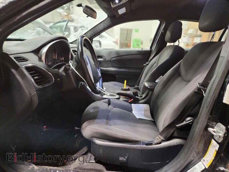 2014 Chrysler 200 (VIN 1C3CCBBB4EN100924) — фото 7 из 12
