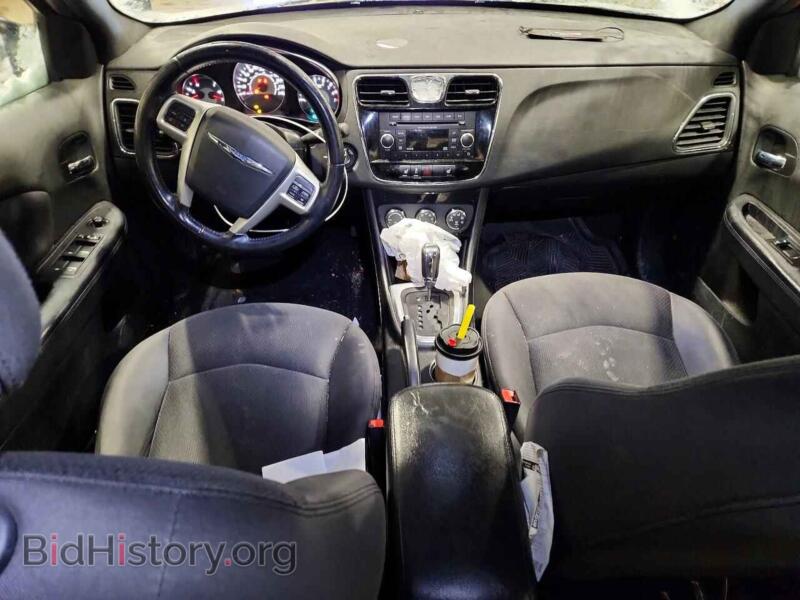 2014 Chrysler 200 (VIN 1C3CCBBB4EN100924) — фото 8 из 12