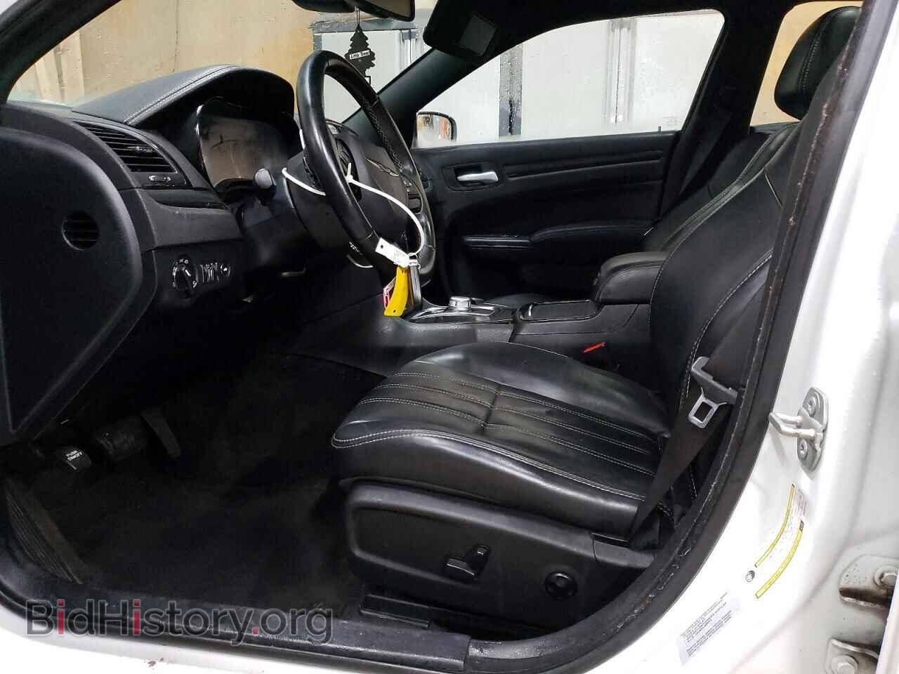 2016 CHRYSLER 300 - VIN: 2C3CCAGG5GH287732 - Фото 7