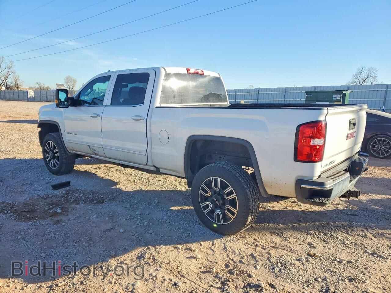 2018 GMC SIERRA - VIN: 1GT12SEG3JF176278 - Фото 2