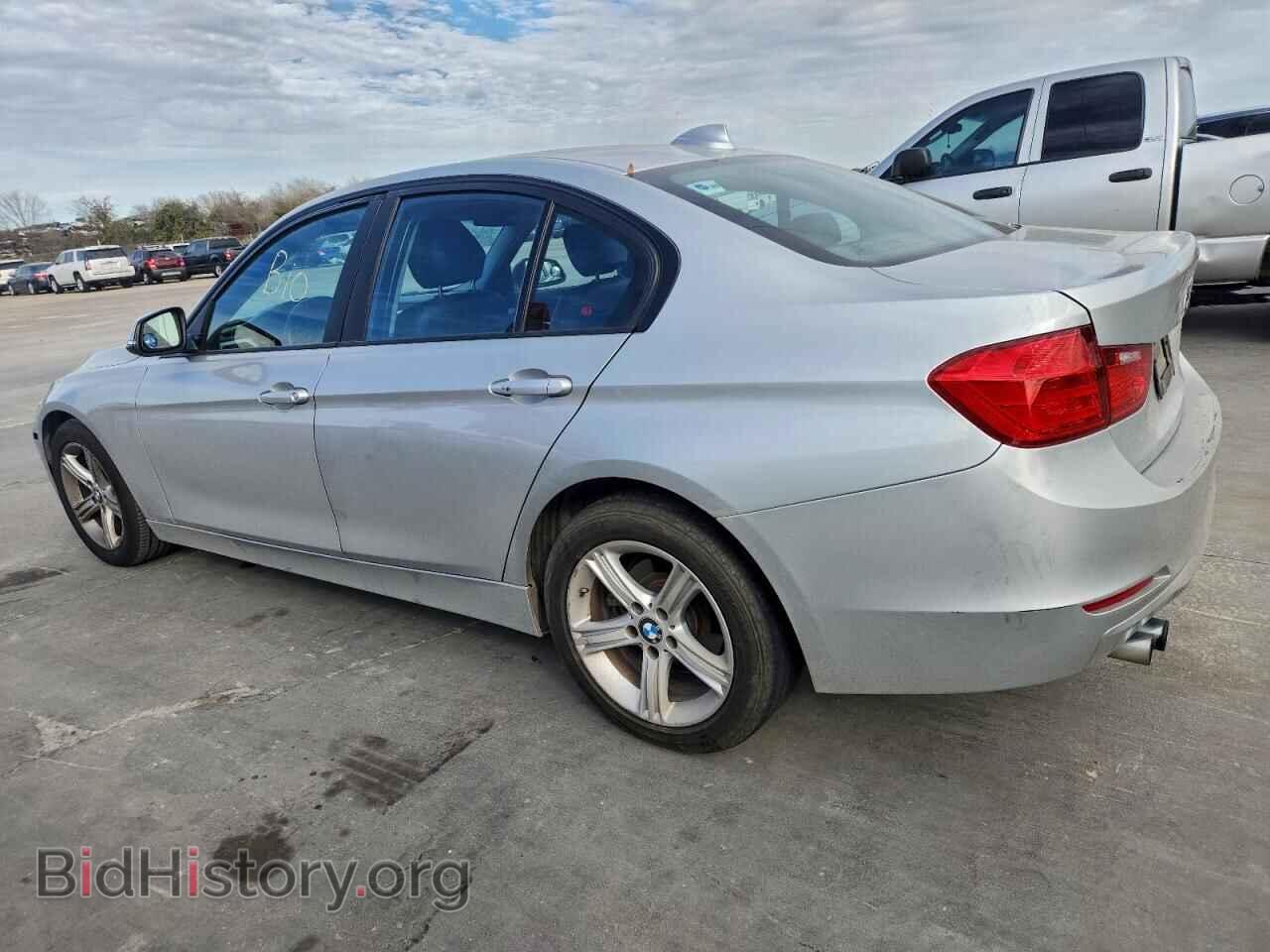2012 BMW 3 SERIES - VIN: WBA3A5C56CF258634 - Фото 2