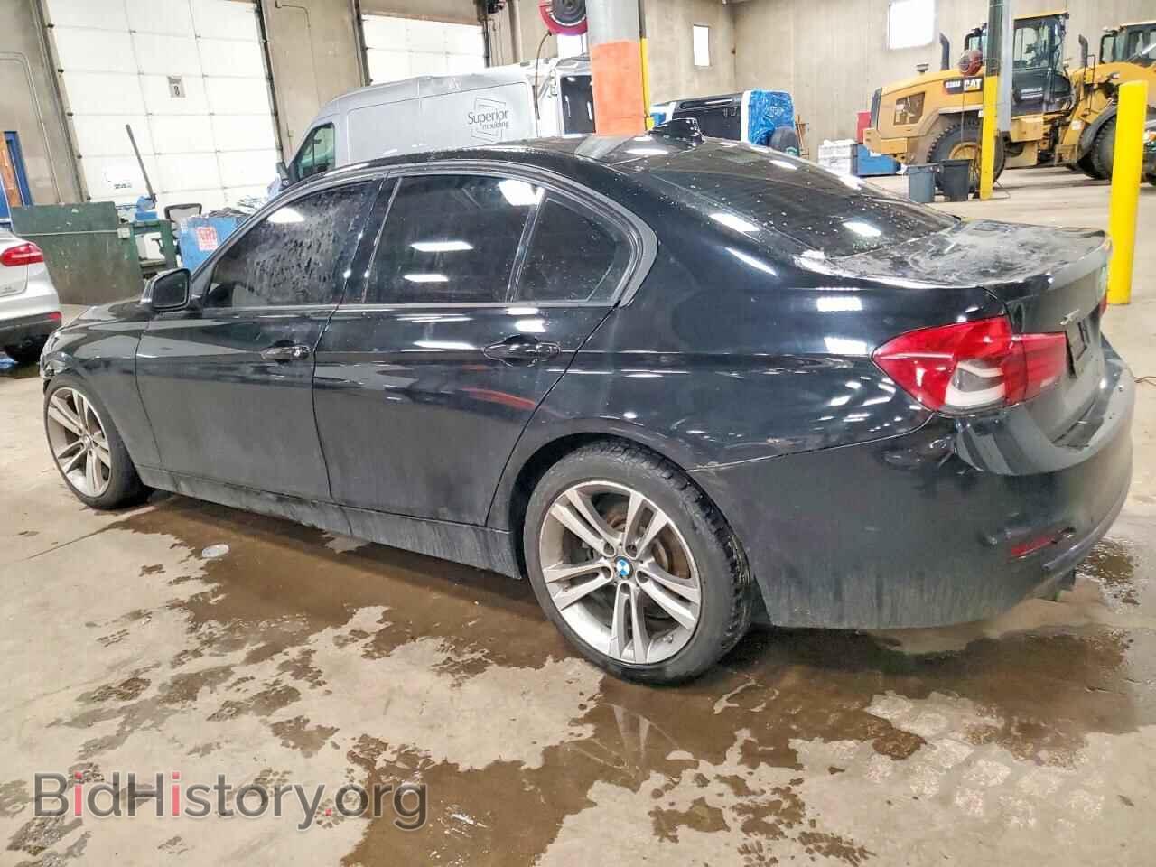 2016 BMW 3 SERIES - VIN: WBA8E3G55GNU01304 - Фото 2
