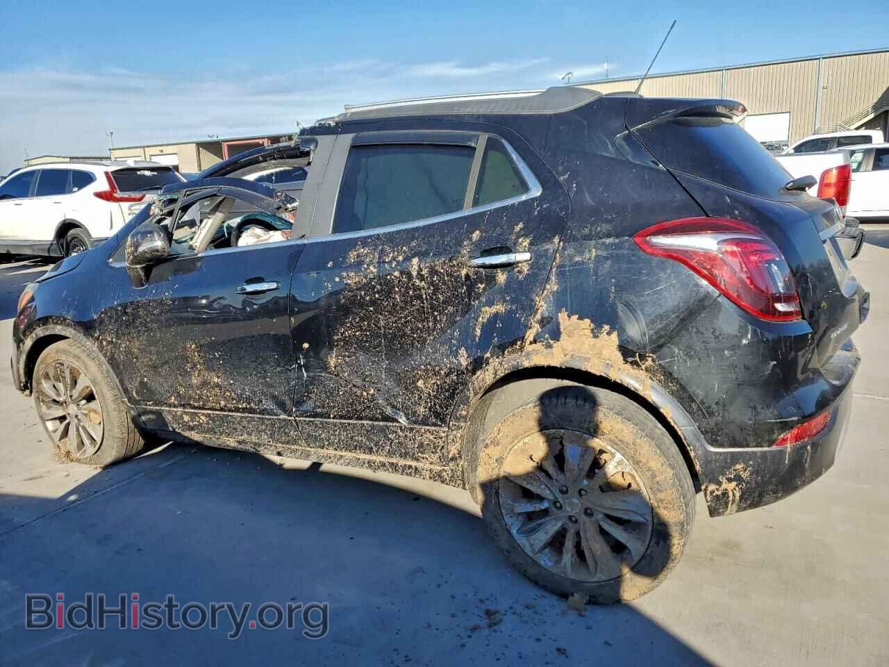 2018 BUICK ENCORE - VIN: KL4CJASB2JB706319 - Photo 2