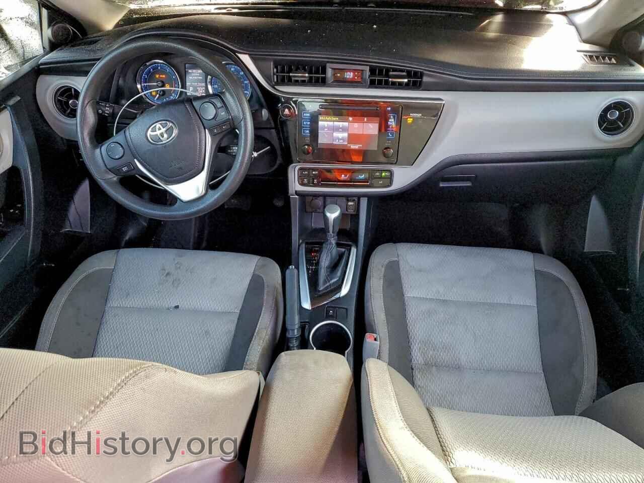 2017 TOYOTA COROLLA - VIN: 2T1BURHE8HC880934 - Фото 8