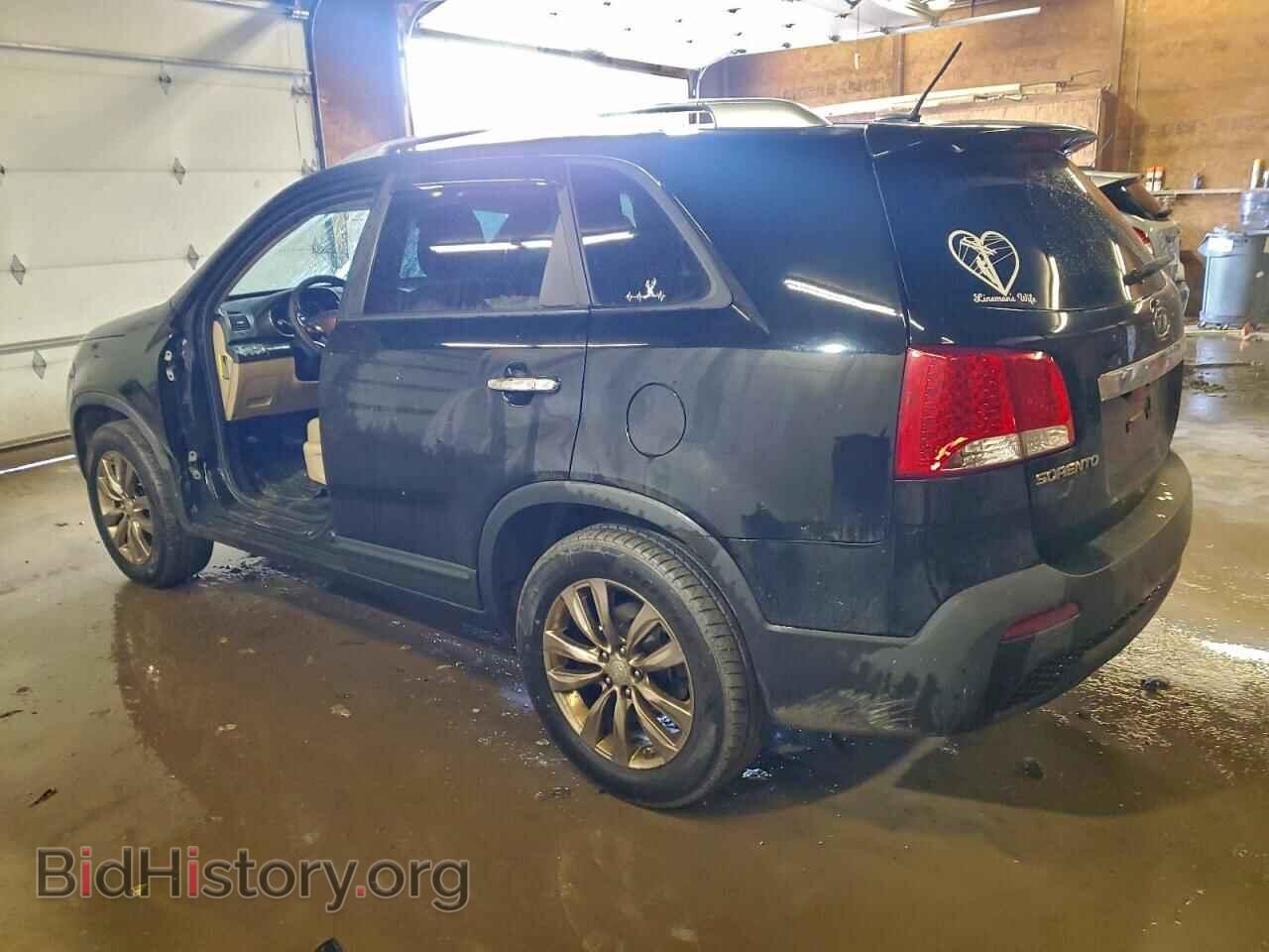 2011 KIA SORENTO - VIN: 5XYKUDA28BG059475 - Фото 2