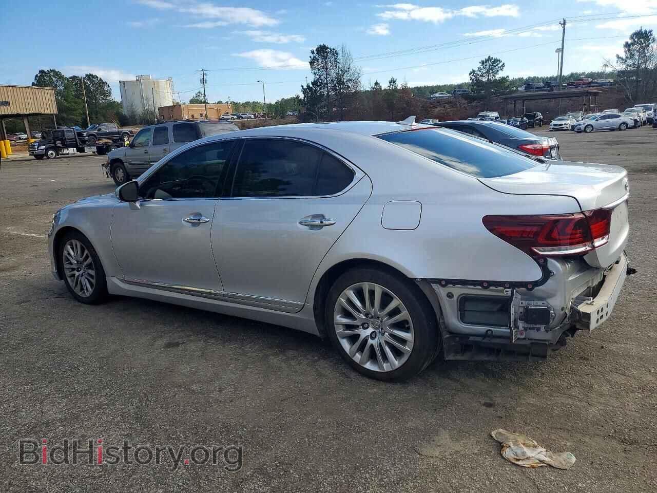 2013 LEXUS LS460 - VIN: JTHBL5EF6D5124033 - Photo 2