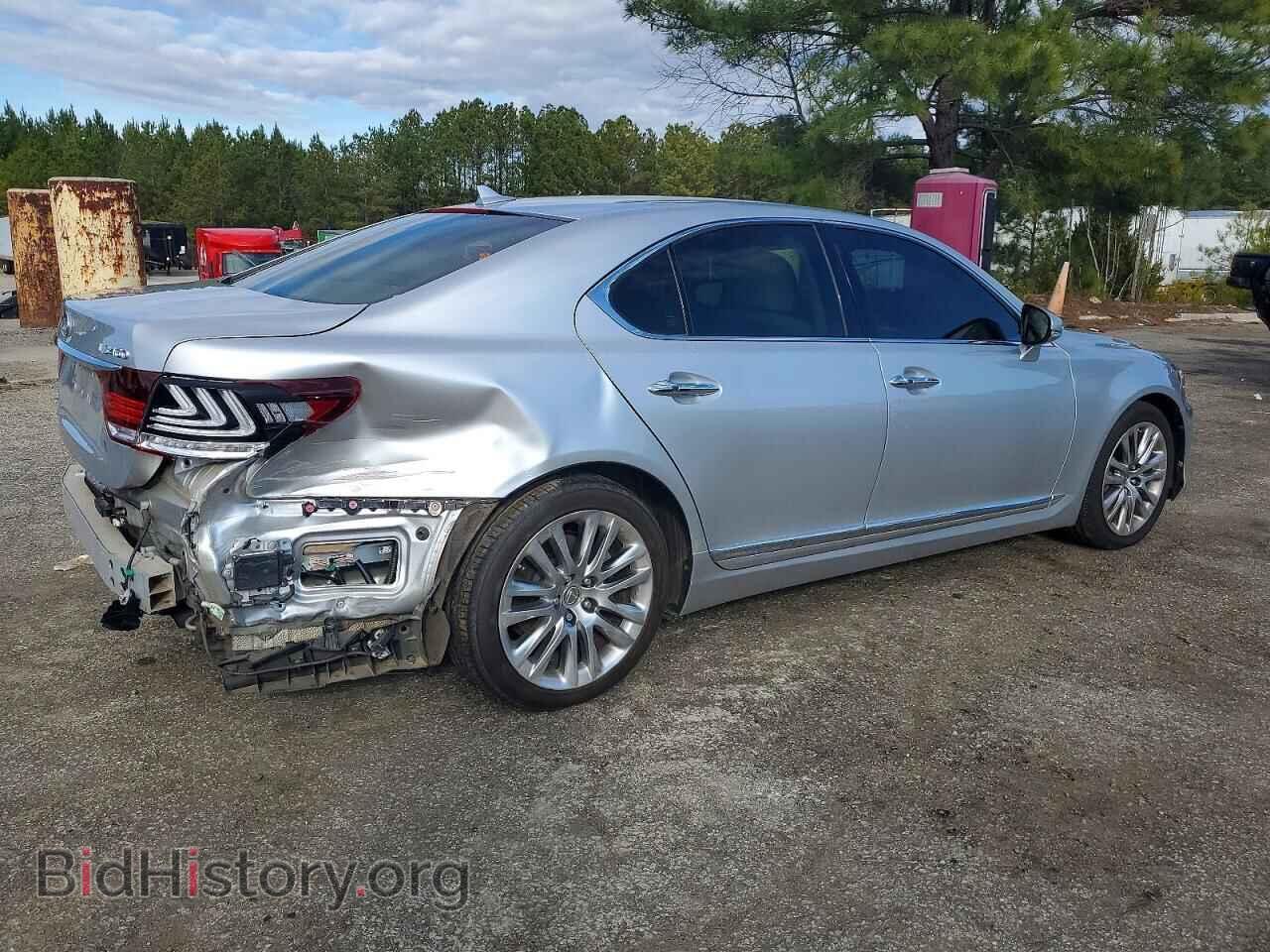 2013 LEXUS LS460 - VIN: JTHBL5EF6D5124033 - Photo 3