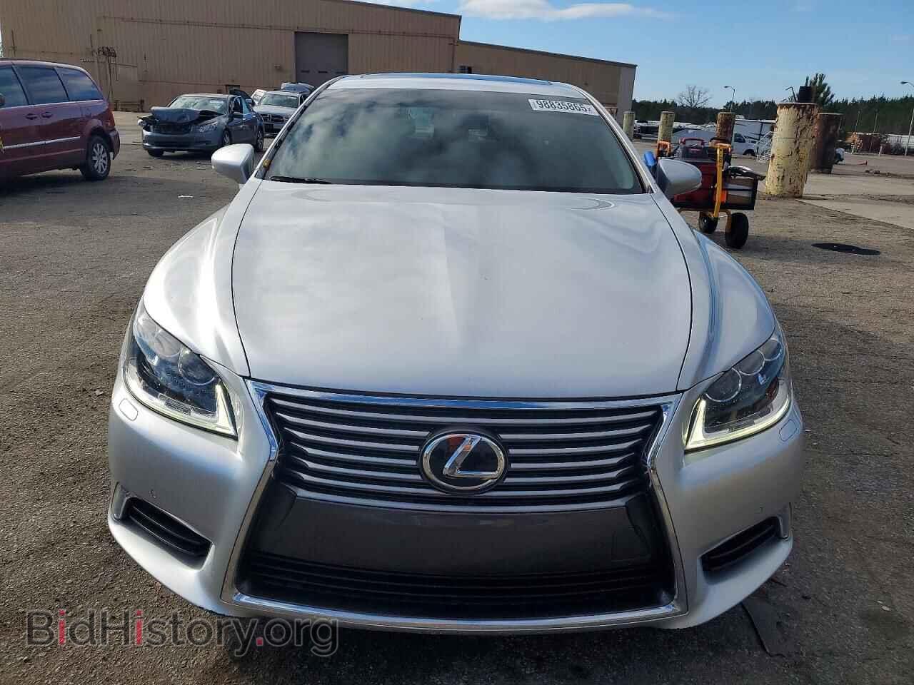 2013 LEXUS LS460 - VIN: JTHBL5EF6D5124033 - Photo 5