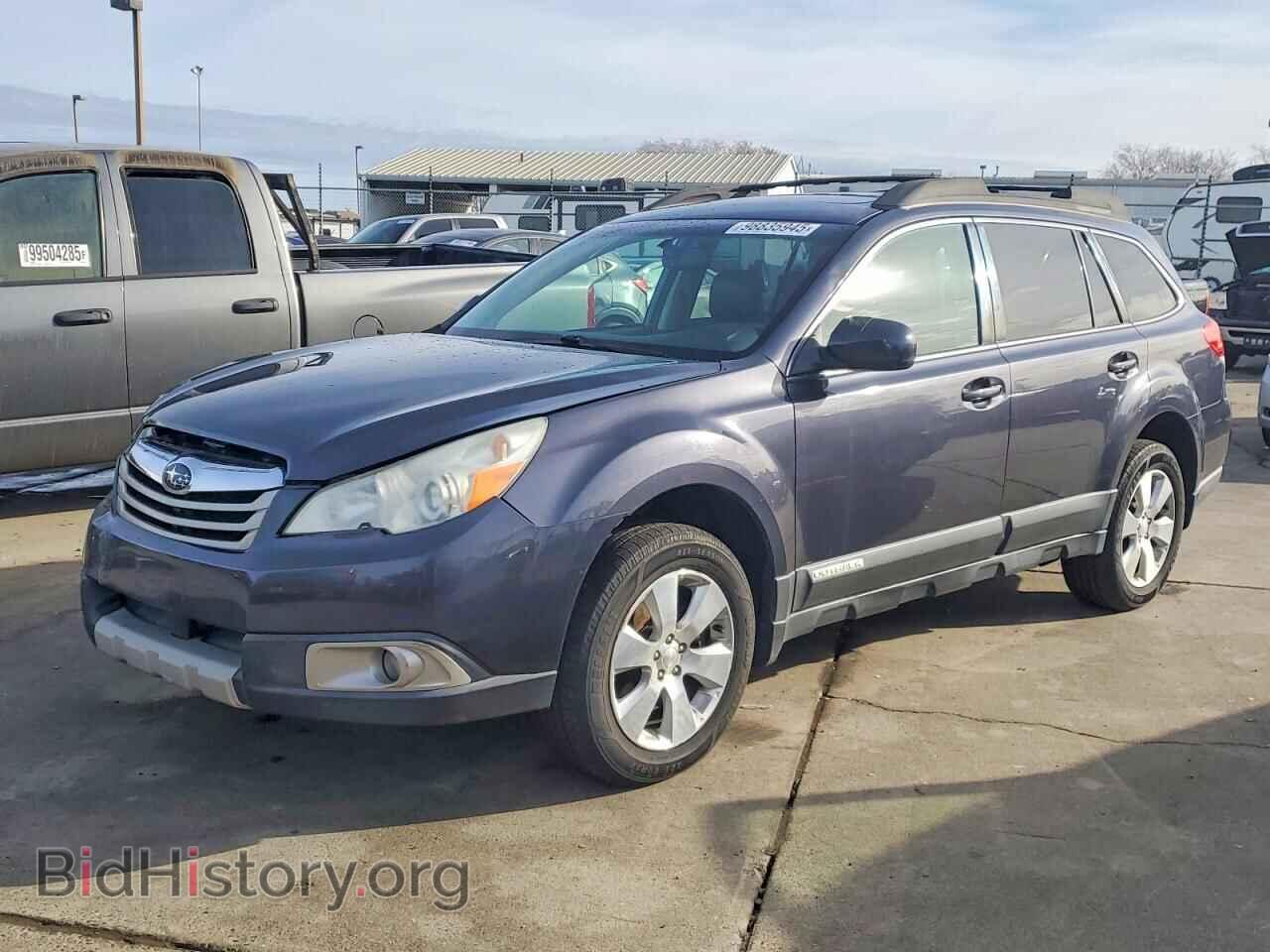 Photo 4S4BRDKC7B2395973 - SUBARU OUTBACK 2011