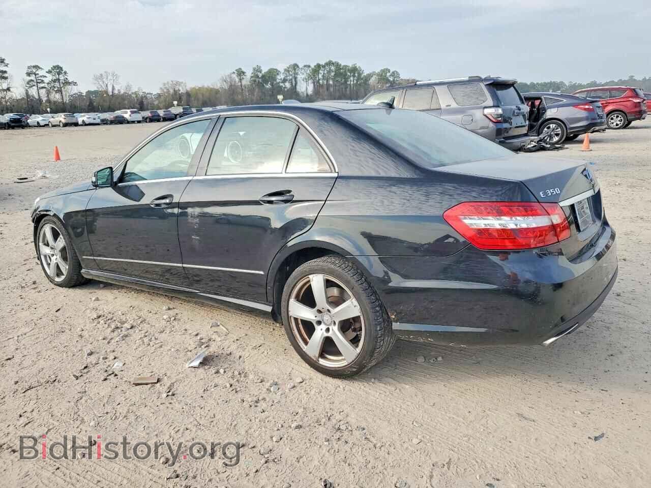 2011 MERCEDES-BENZ E-CLASS - VIN: WDDHF5GB8BA288357 - Фото 2