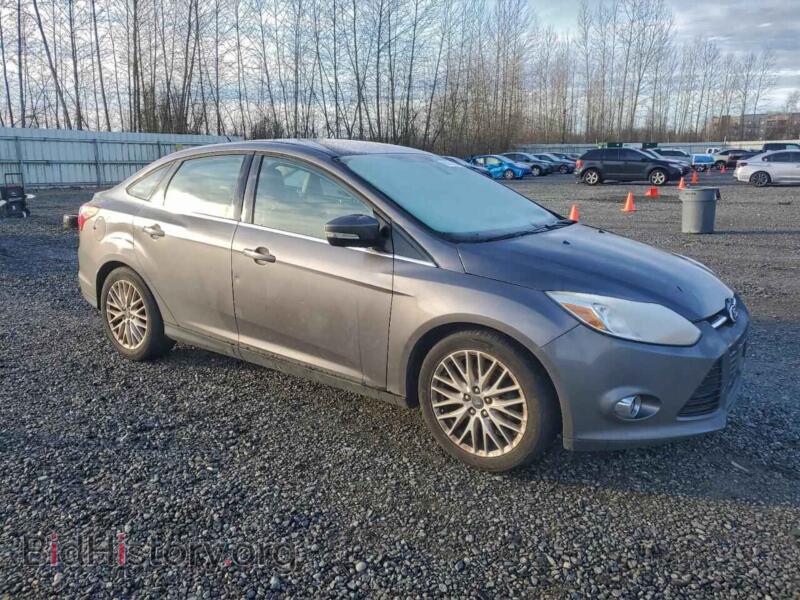 2012 Ford FOCUS (VIN 1FAHP3H20CL153332) — фото 4 из 13
