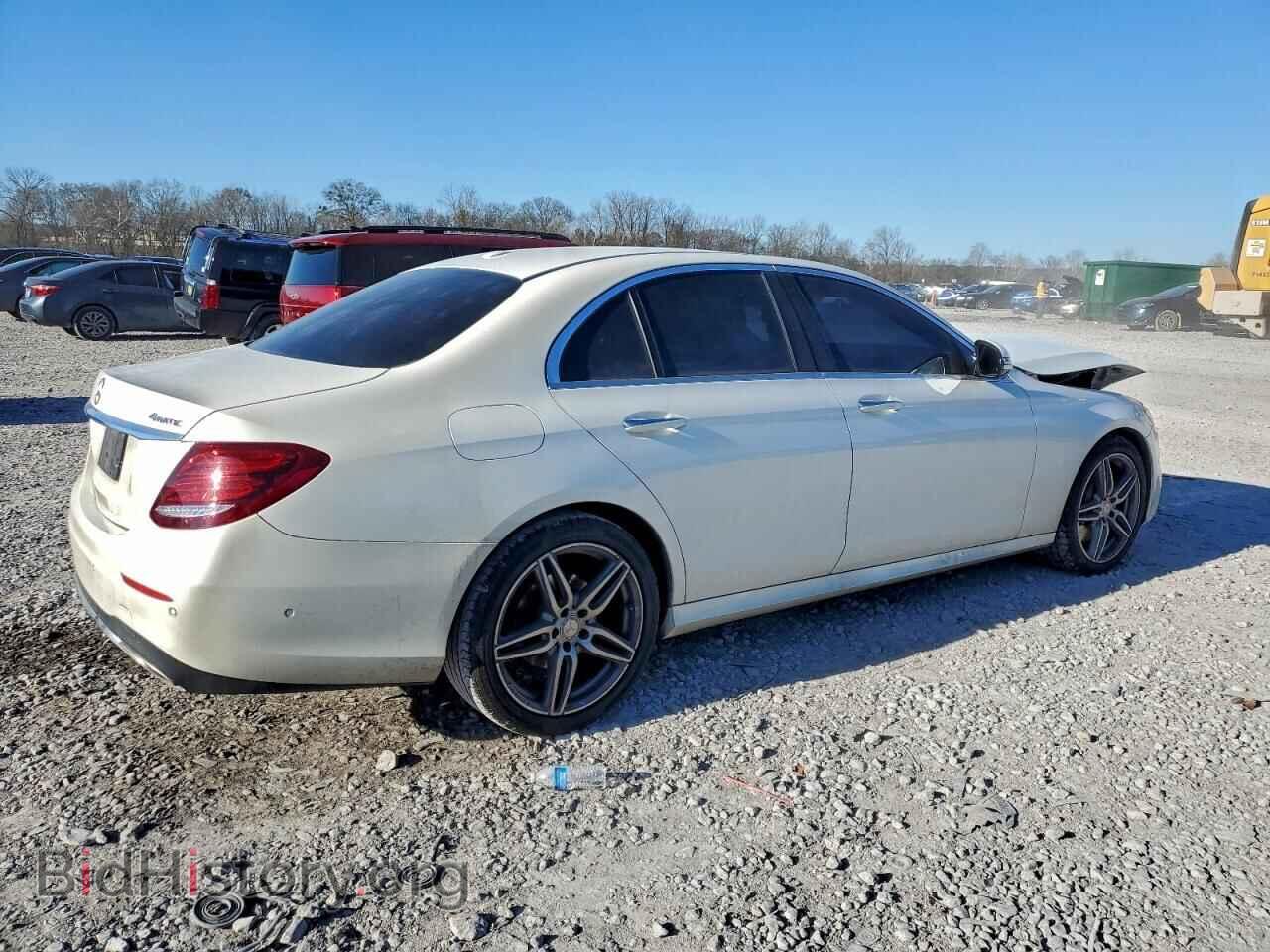 2017 MERCEDES-BENZ E-CLASS - VIN: WDDZF4KB8HA219084 - Фото 3