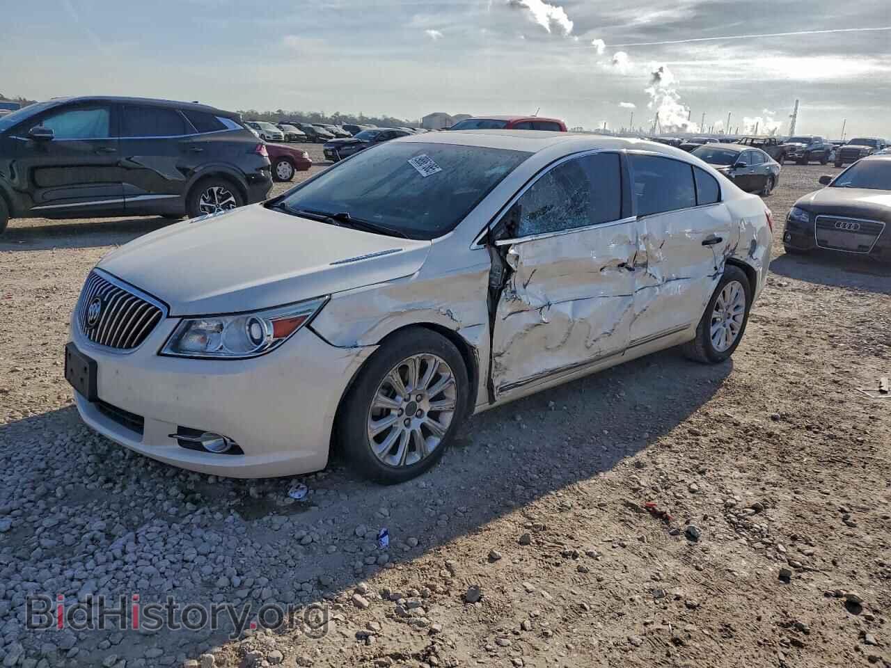 Photo 1G4GF5E30DF243383 - BUICK LACROSSE 2013