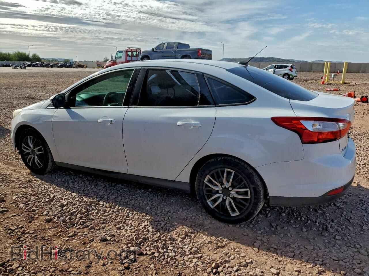 2012 FORD FOCUS - VIN: 1FAHP3F27CL372856 - Фото 2