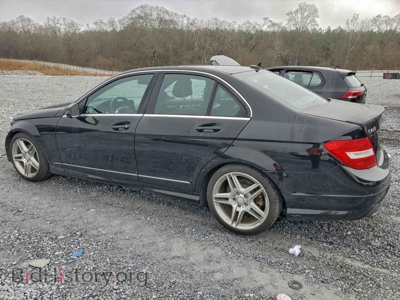 2013 MERCEDES-BENZ C-CLASS - VIN: WDDGF4HB5DA783302 - Фото 2
