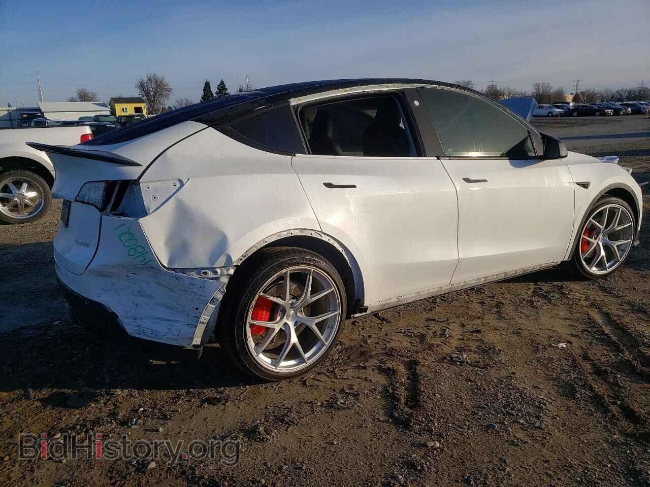 2022 TESLA MODEL Y - VIN: 7SAYGDEF3NF366341 - Photo 3