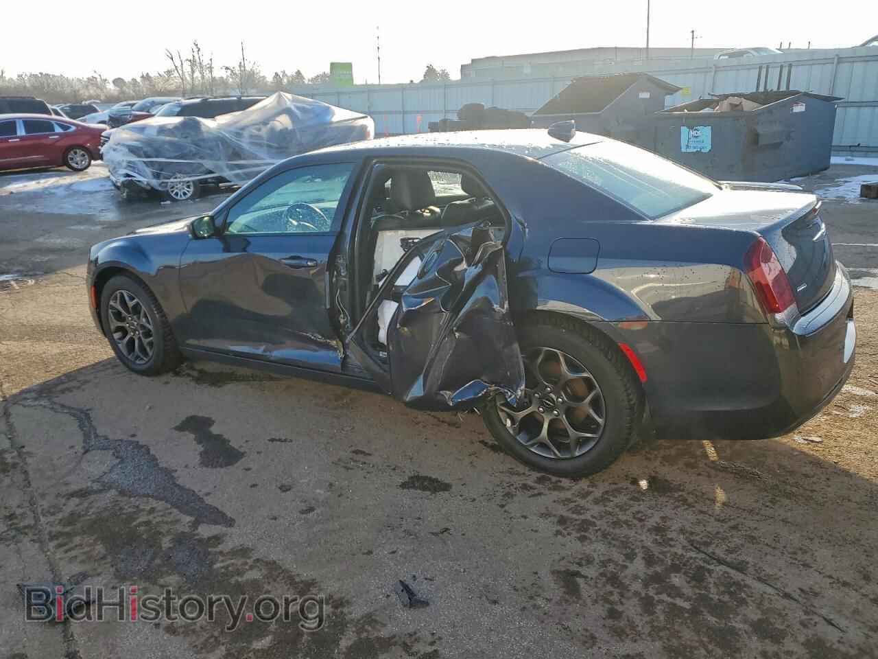 2018 CHRYSLER 300 - VIN: 2C3CCAGG8JH300299 - Фото 2